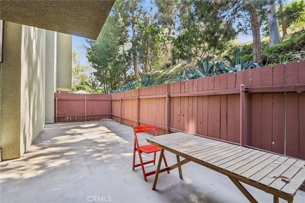 898 Temple Terrace - Photo 21