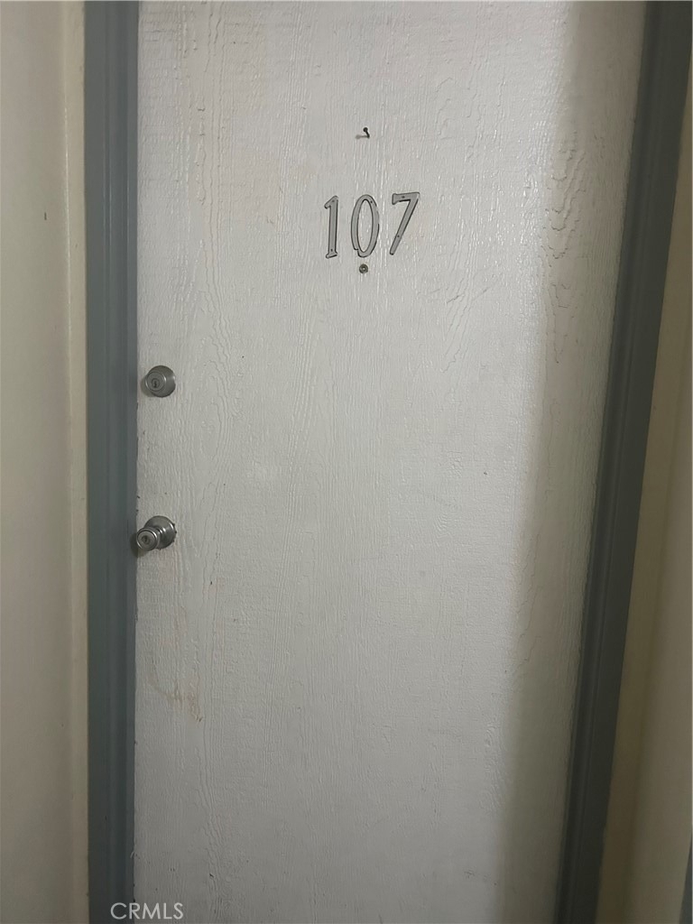 21801 Roscoe - Photo 2