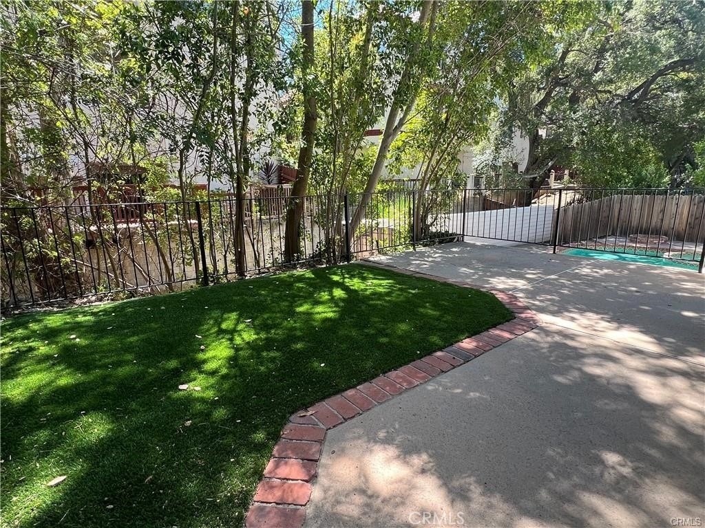 22840 Sparrowdell - Photo 12