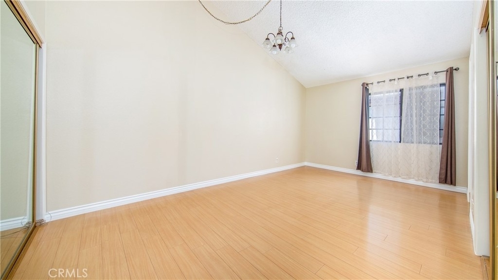 7422 Hazeltine Avenue - Photo 21
