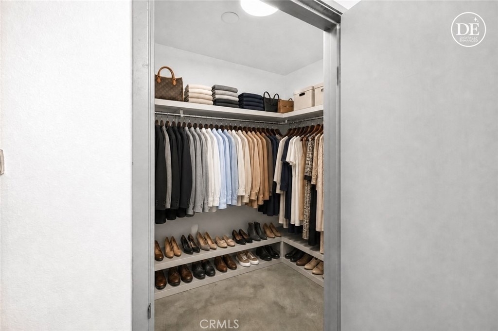 285 W 6th Street - Photo 15