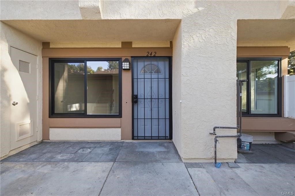 2351 Sutter Way - Photo 32