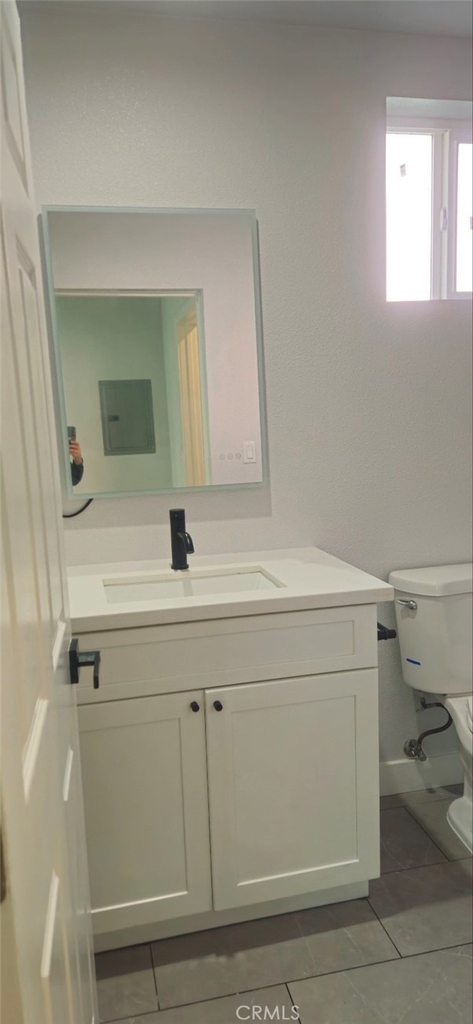 928 E 57th - Photo 25