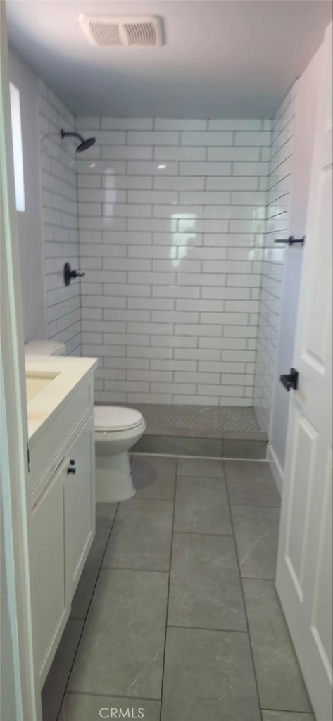 928 E 57th - Photo 5