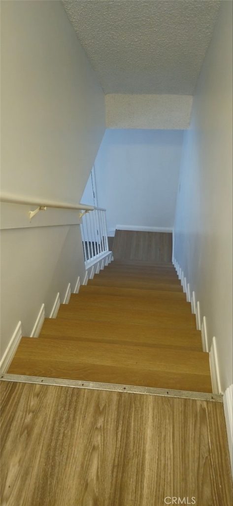 1238 W 87th - Photo 2