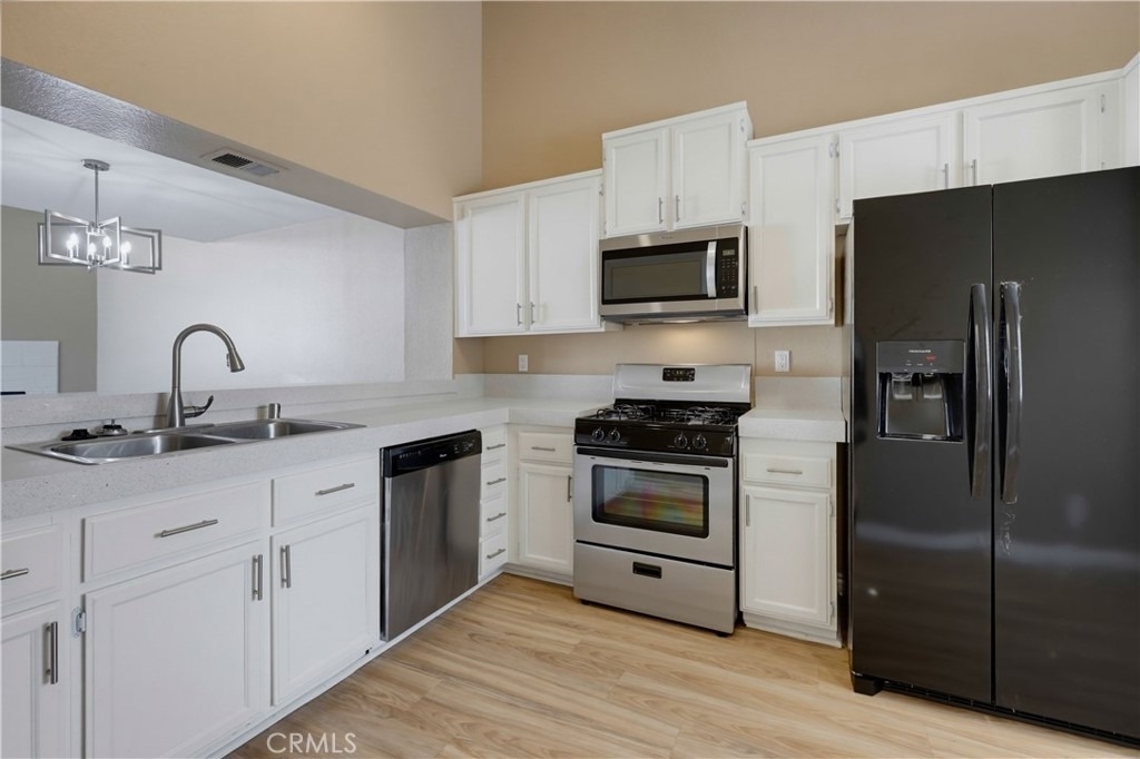 3740 South Bear Street - Photo 16