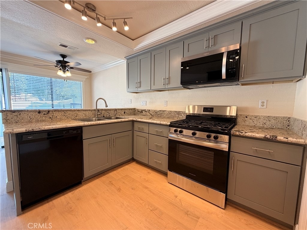 21172 Serra Vista - Photo 10