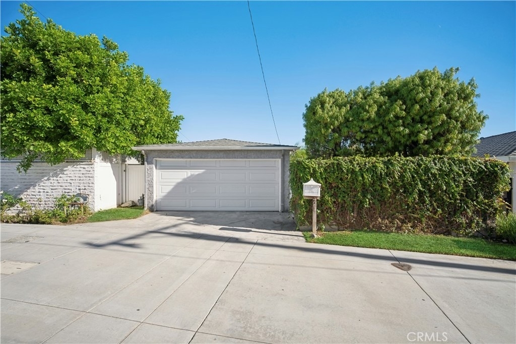 421 Catalina - Photo 11