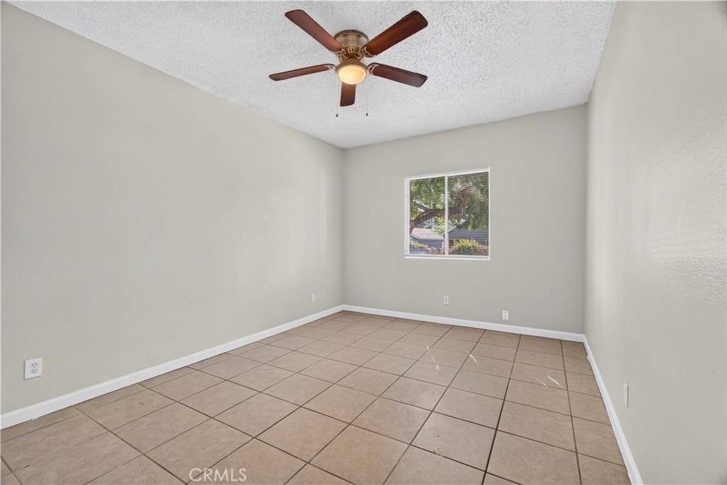 3390 Lime Street - Photo 12