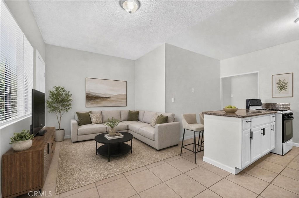 3390 Lime Street - Photo 3