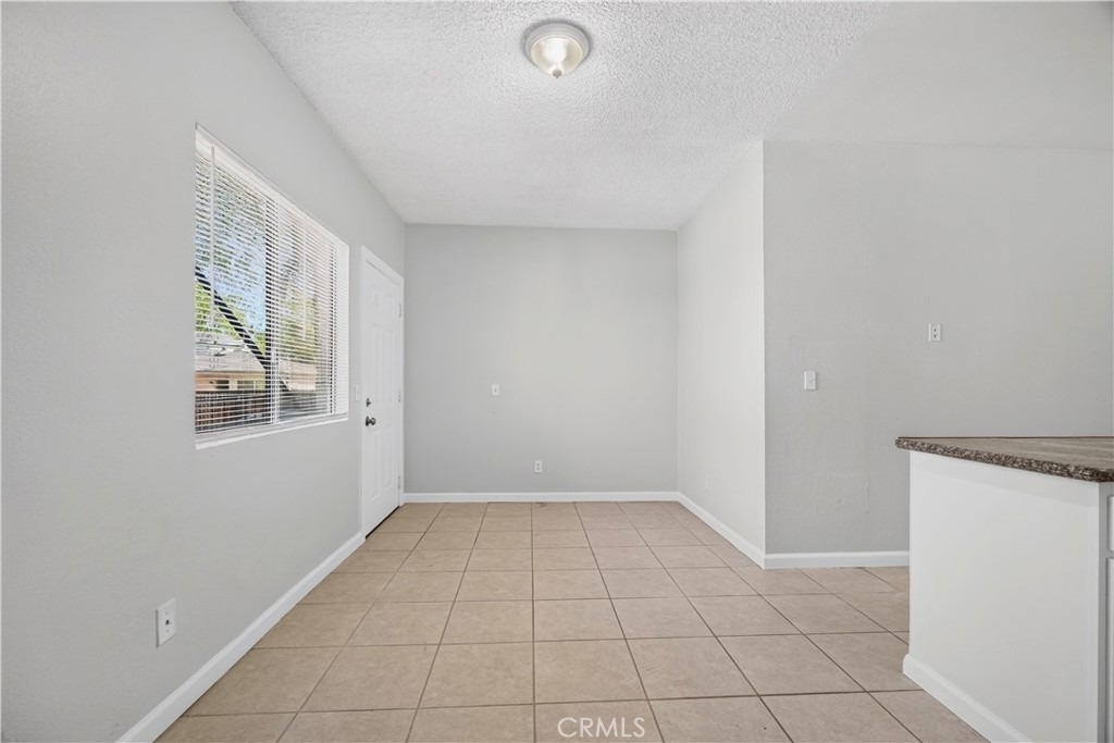3390 Lime Street - Photo 2