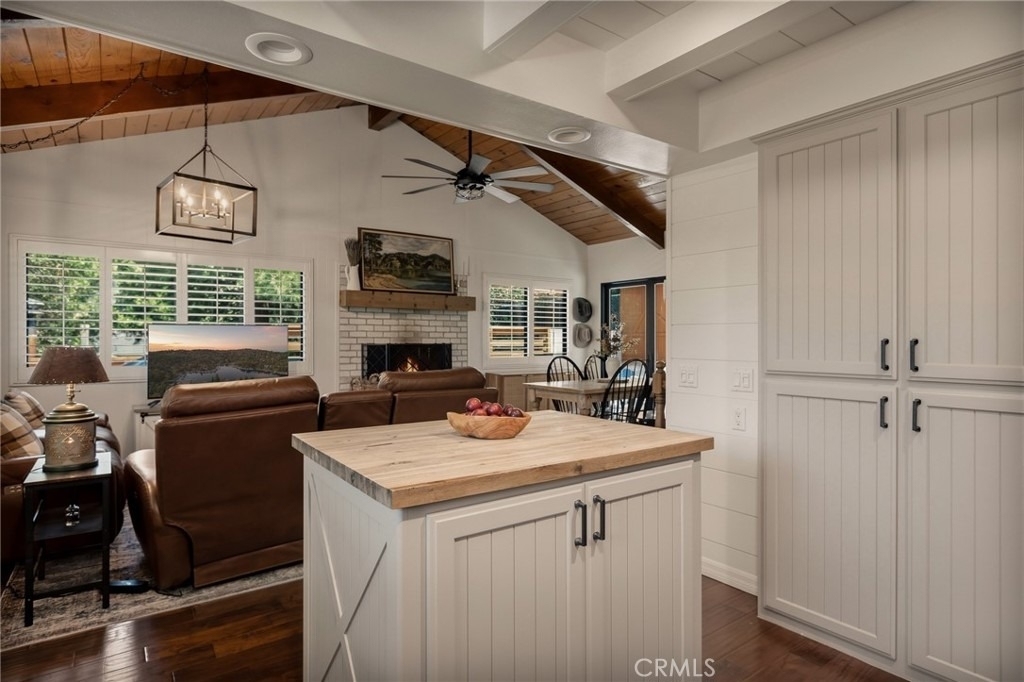 374 Dunant - Photo 11