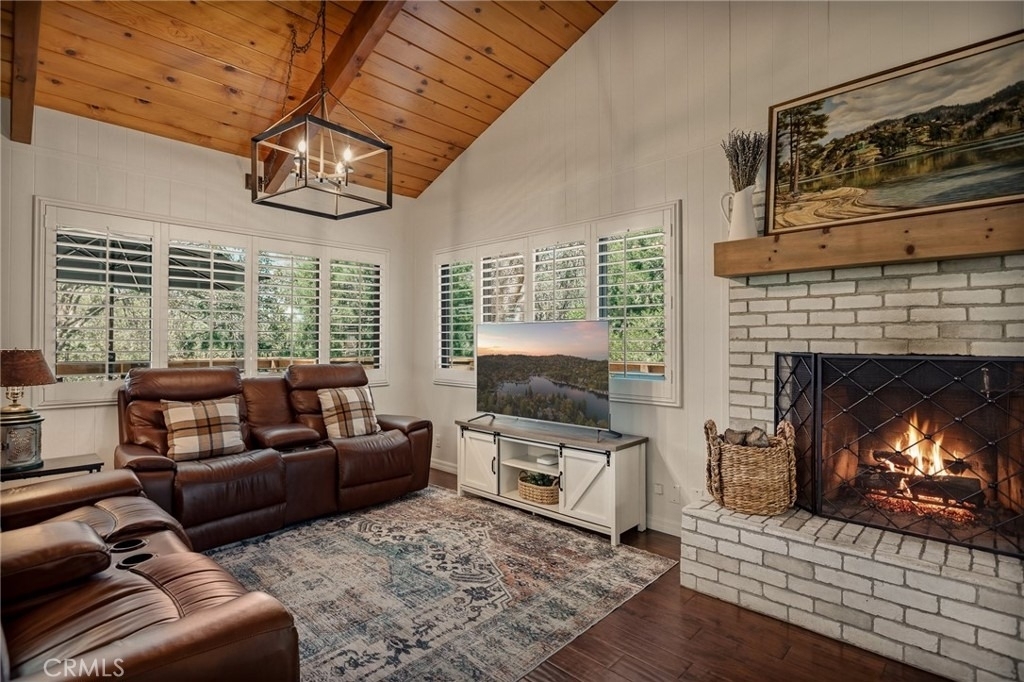 374 Dunant - Photo 1