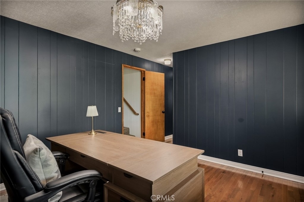 374 Dunant - Photo 17
