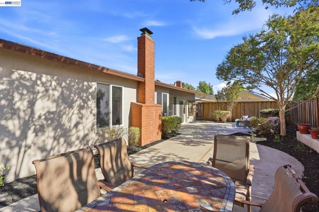 25 Tareyton Ct - Photo 42