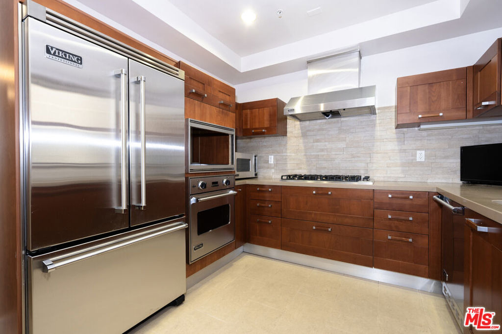 1929 Selby Avenue - Photo 4