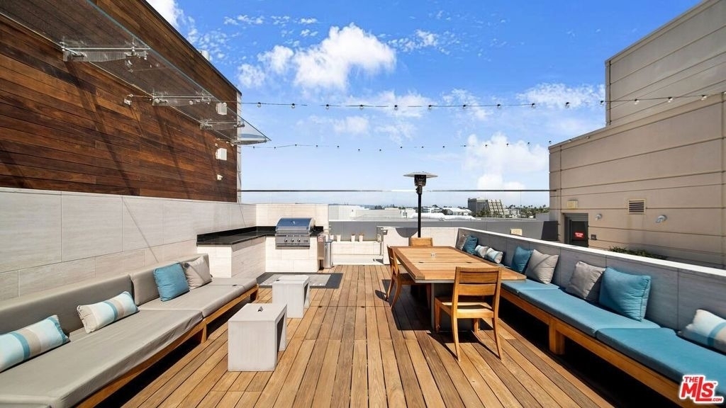 1755 Ocean Avenue - Photo 35