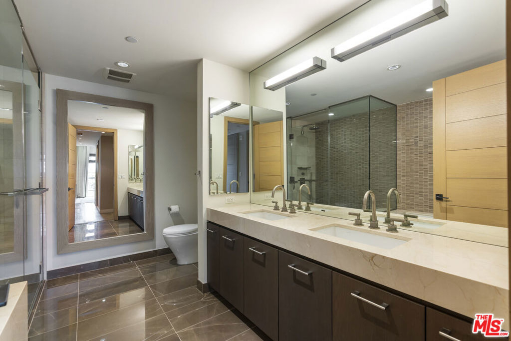 1755 Ocean Avenue - Photo 20