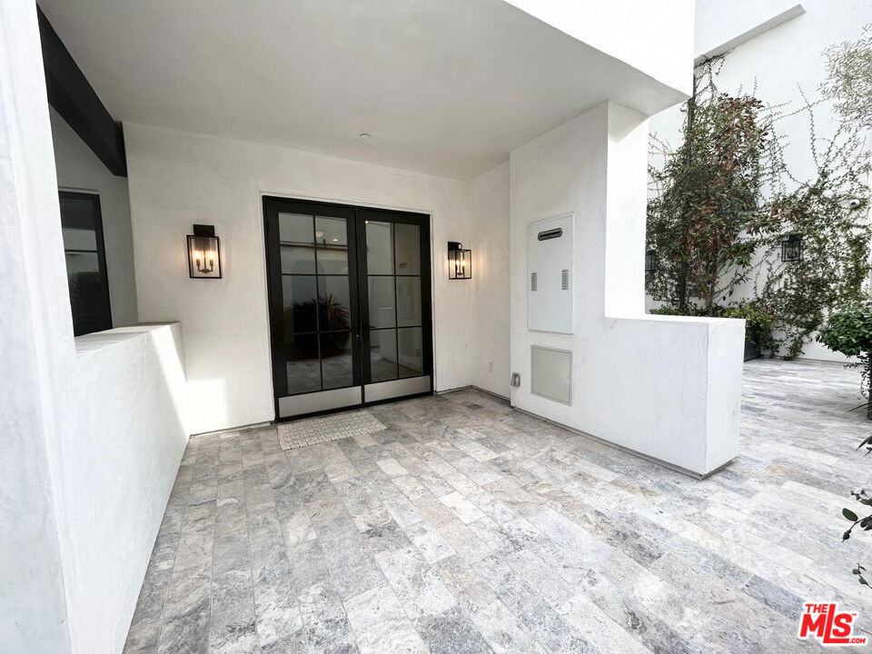 7914 Norton Avenue - Photo 11