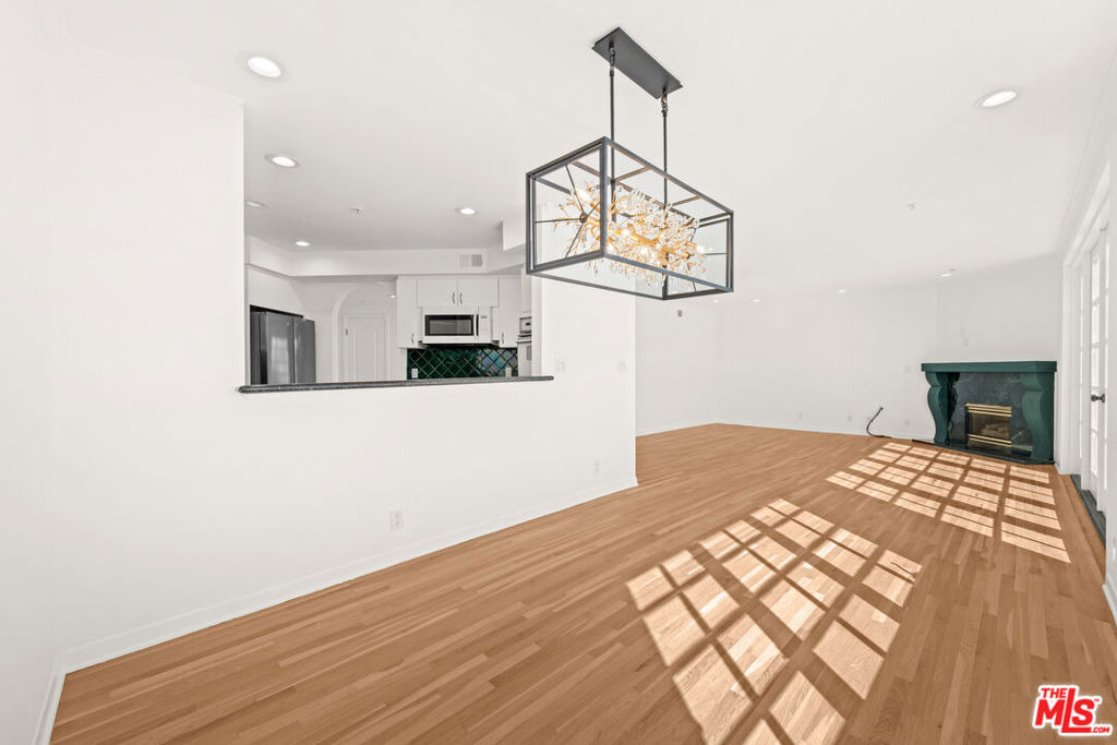 10555 Ashton Avenue - Photo 8