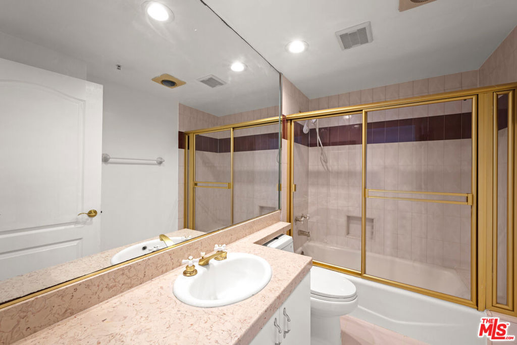 10555 Ashton Avenue - Photo 15