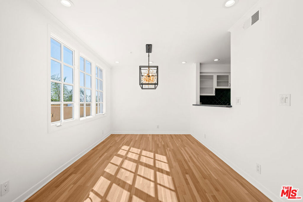 10555 Ashton Avenue - Photo 7