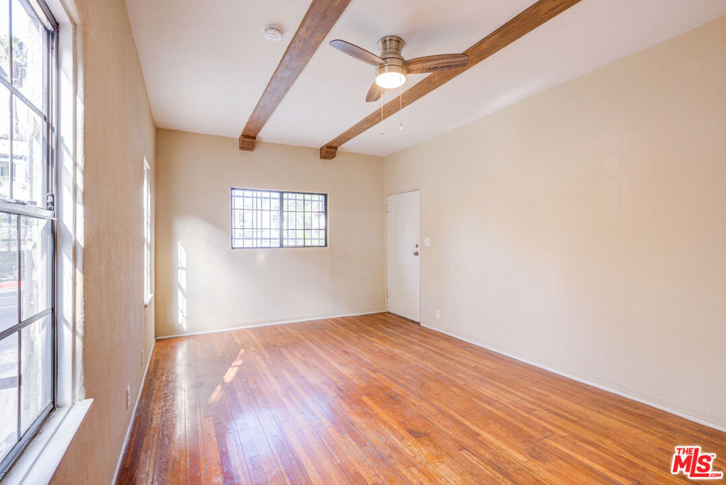 1492 Silver Lake Boulevard - Photo 4