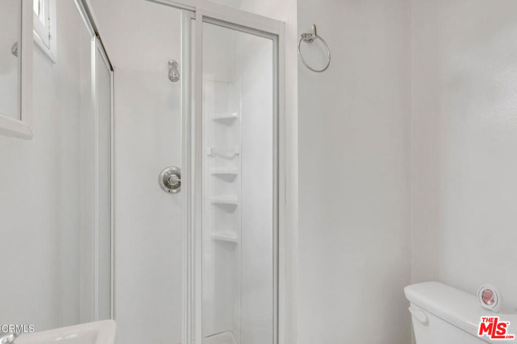 1492 W 28th Street - Photo 21