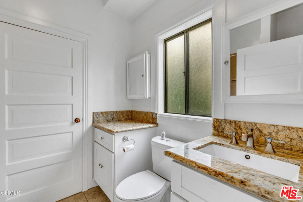 1492 W 28th Street - Photo 16