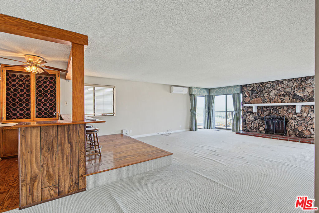 4238 Mesa Street - Photo 11