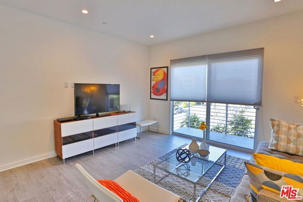 11776 Idaho Avenue - Photo 8