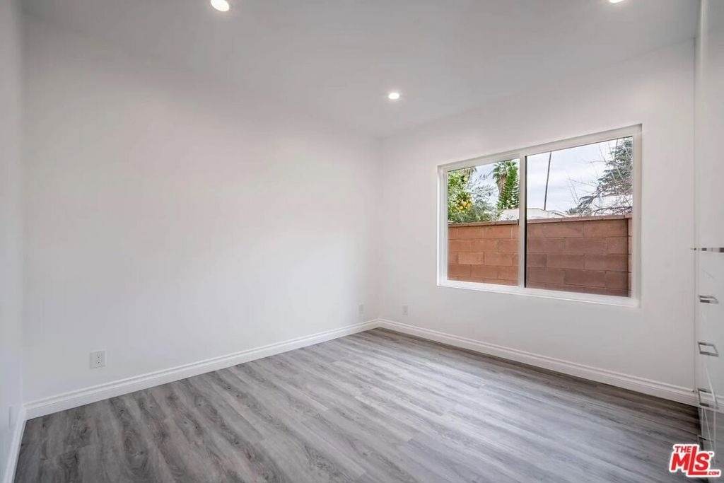 1350 Western Avenue - Photo 8