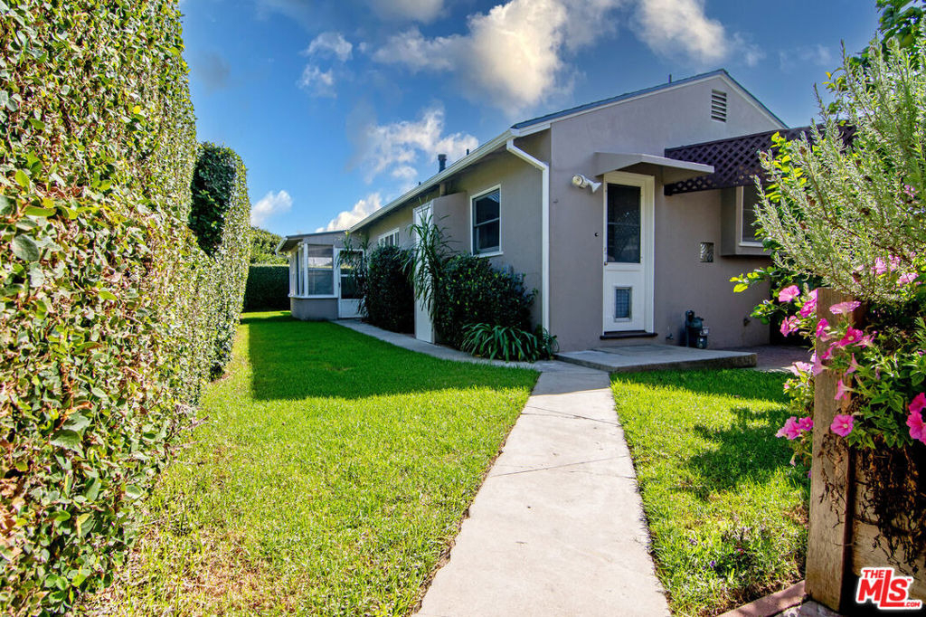 3646 Stoner Avenue - Photo 26