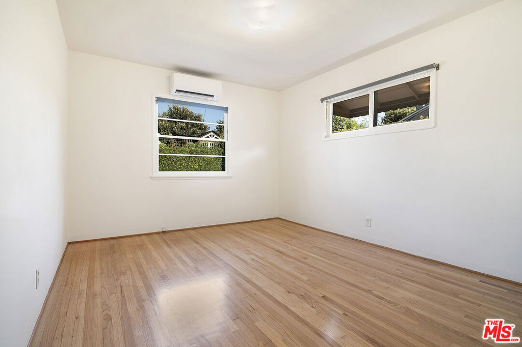 3646 Stoner Avenue - Photo 20