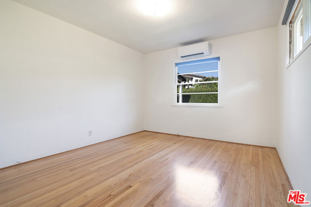3646 Stoner Avenue - Photo 21