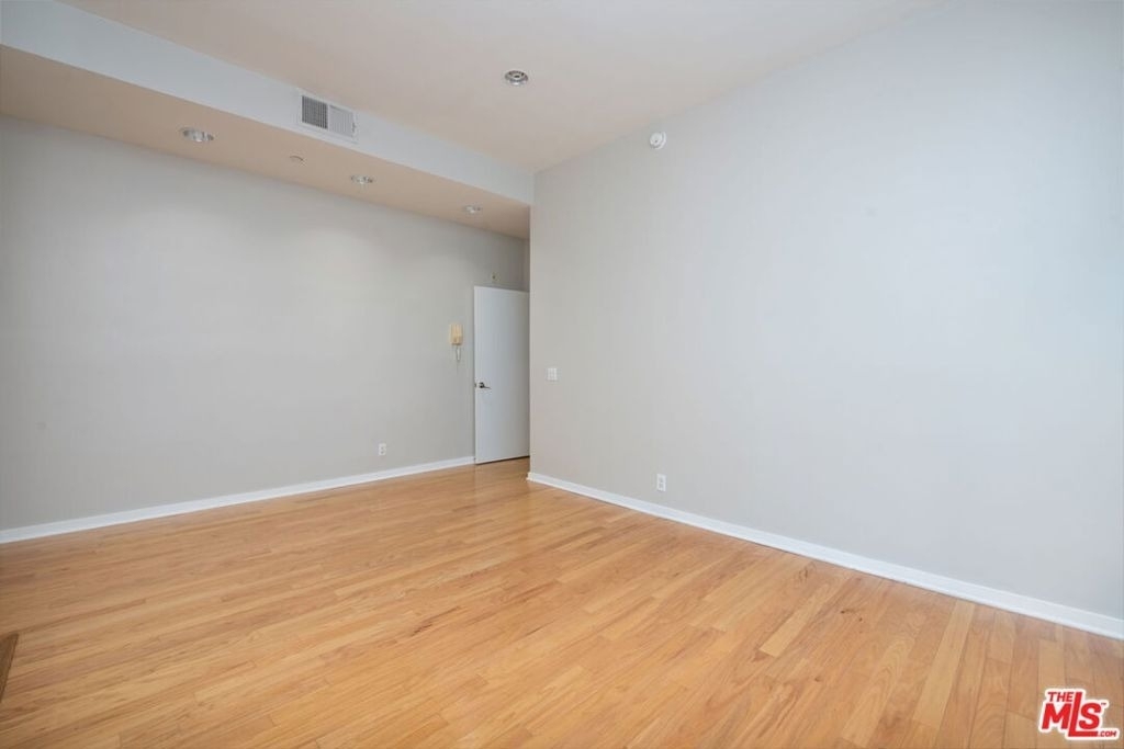 1927 Glendon Avenue - Photo 16