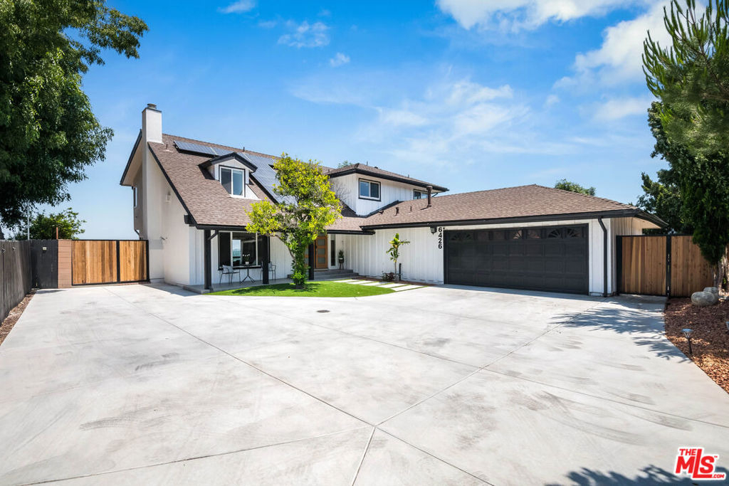 6426 Ellenview Avenue - Photo 2