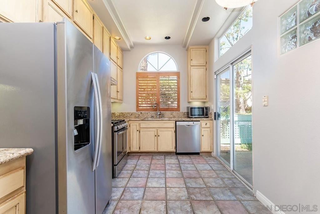 12912 Carmel Creek Rd - Photo 10
