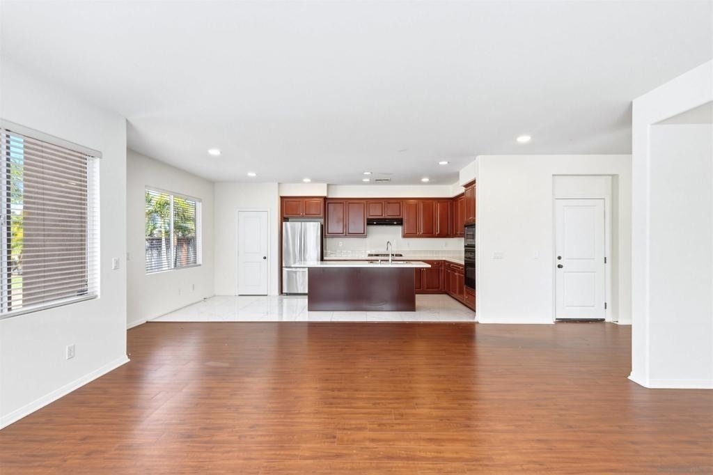 4674 Meadow Dr - Photo 4