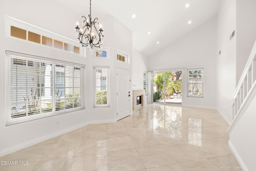 4839 La Vella Drive - Photo 2