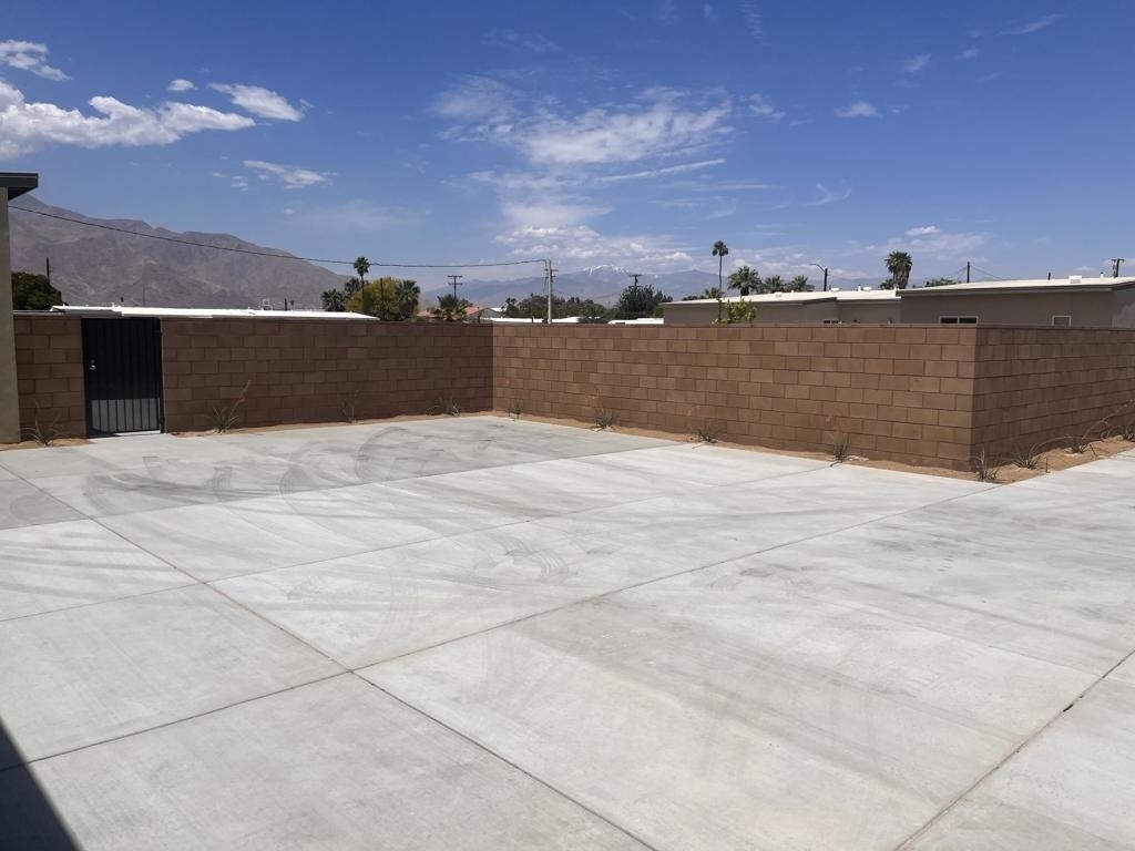 67105 Mission Drive - Photo 11