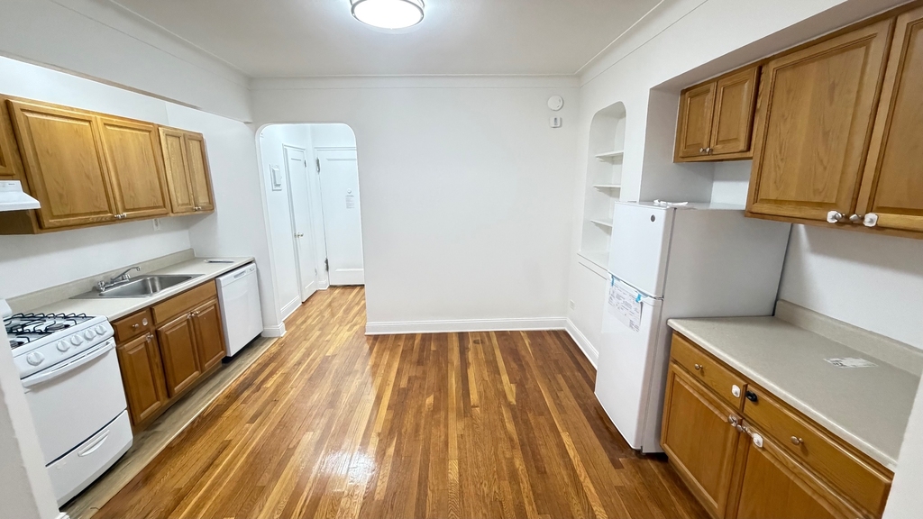 35-55 73rd Street - Photo 6