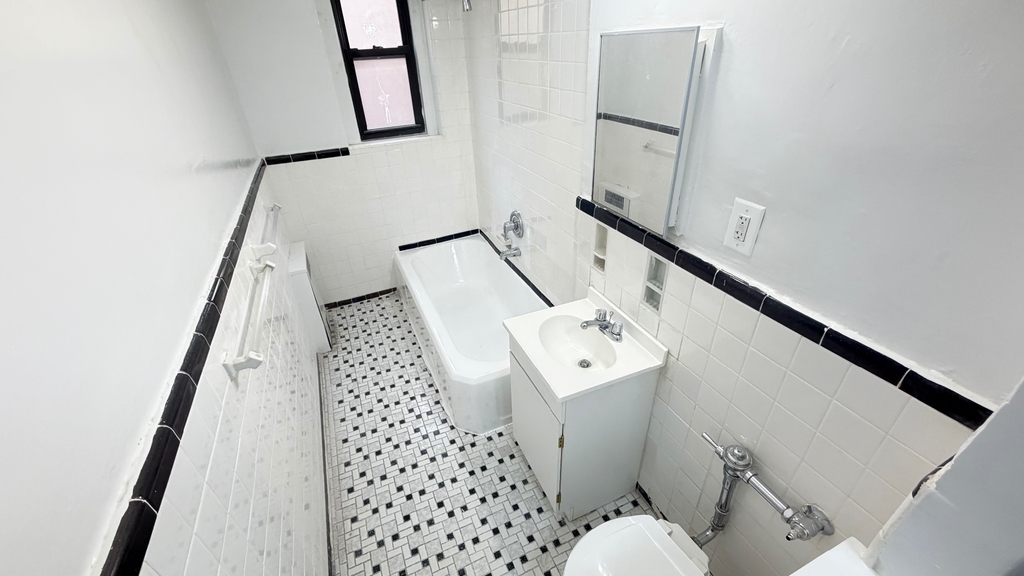 35-55 73rd Street - Photo 17