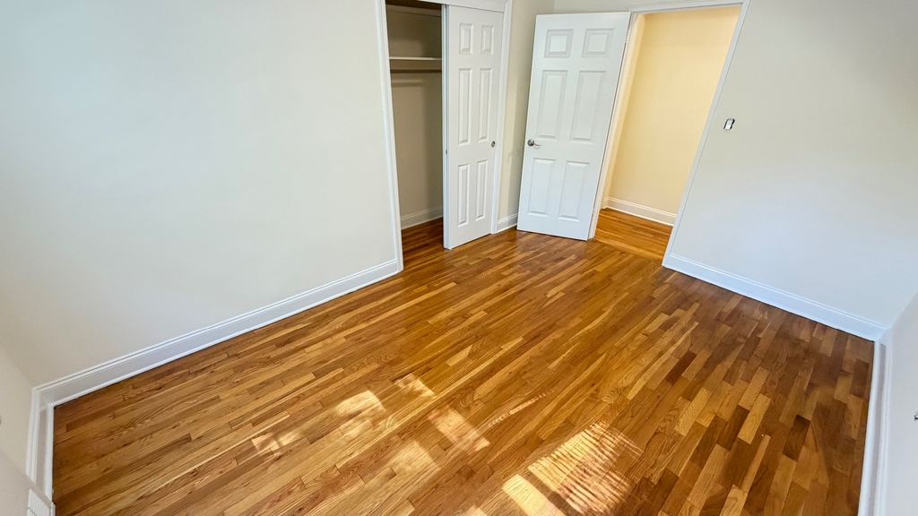 79-25 150th Street - Photo 16