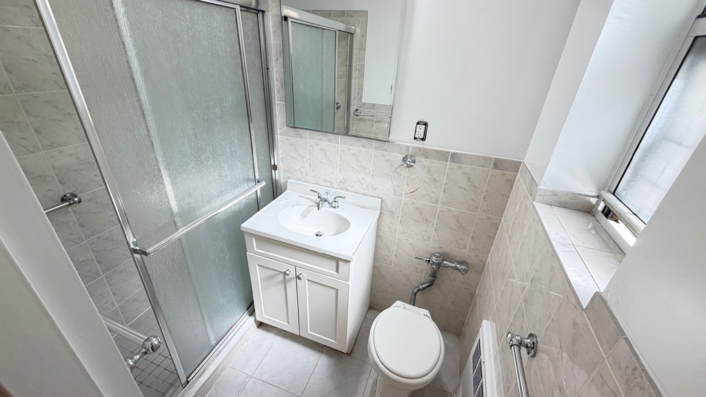 79-25 150th Street - Photo 19