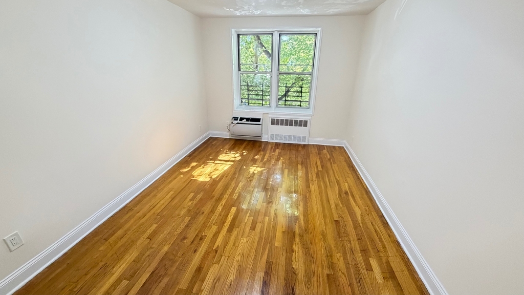 79-25 150th Street - Photo 14