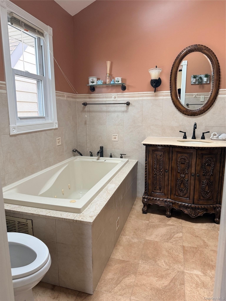 159-51 95th Ave - Photo 1