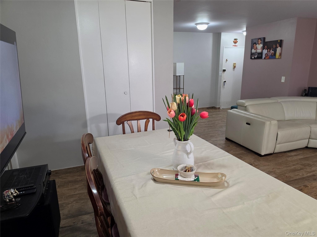 61-35 98th Street - Photo 4