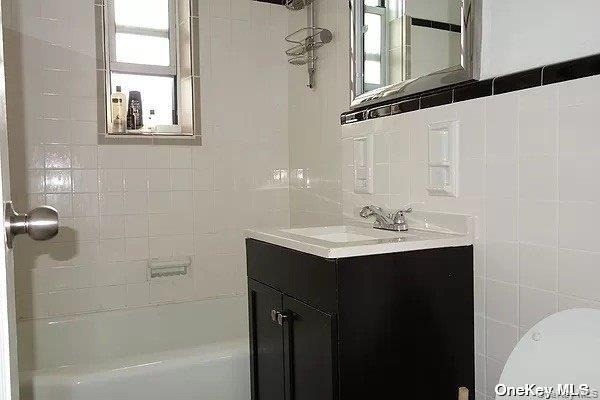 63-45 Saunders Street - Photo 7