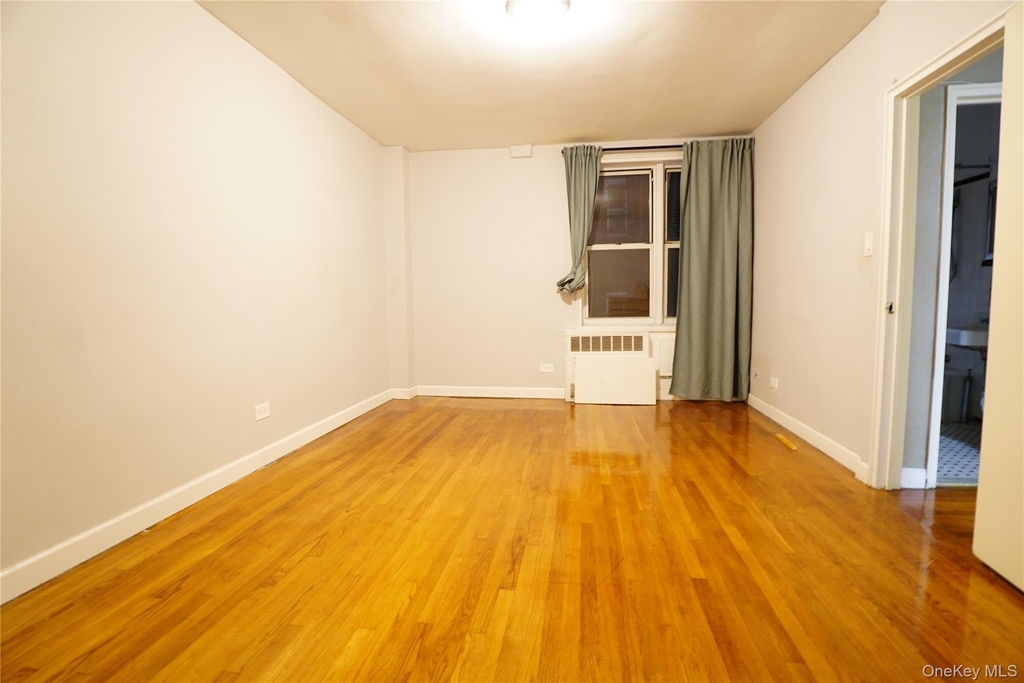 63-45 Saunders Street - Photo 5